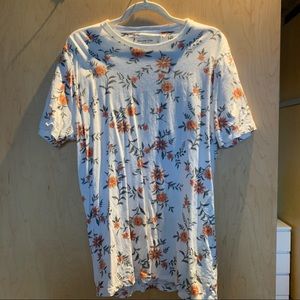 Abercrombie & Fitch floral tee - size large